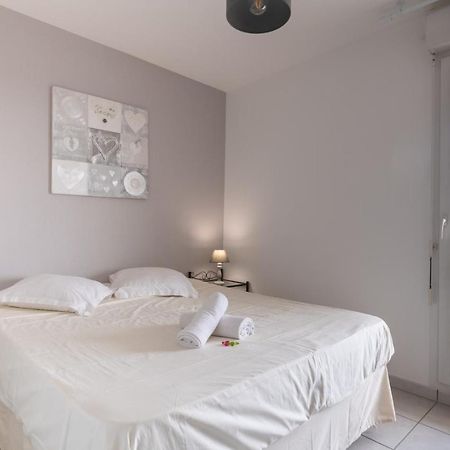 Apartamento Appt De Charme Avec Grand Balcon Proche Avignon Wifi Gratuit Monteux Exterior foto